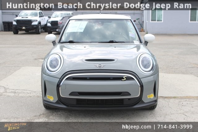 Used 2022 MINI Hardtop 2 Door SE with VIN WMW13DJ07N2R33680 for sale in Huntington Beach, CA