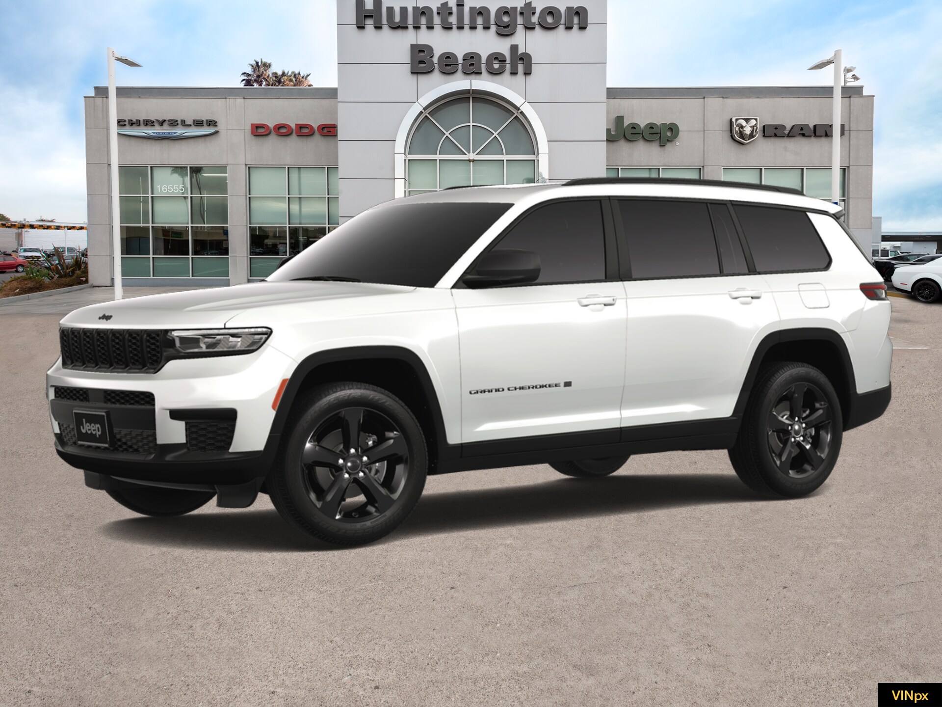 2025 Jeep Grand Cherokee Laredo photo 2