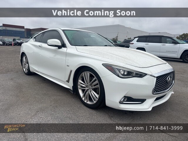 2018 Infiniti Q60 3.0t Luxe Coupe photo 3