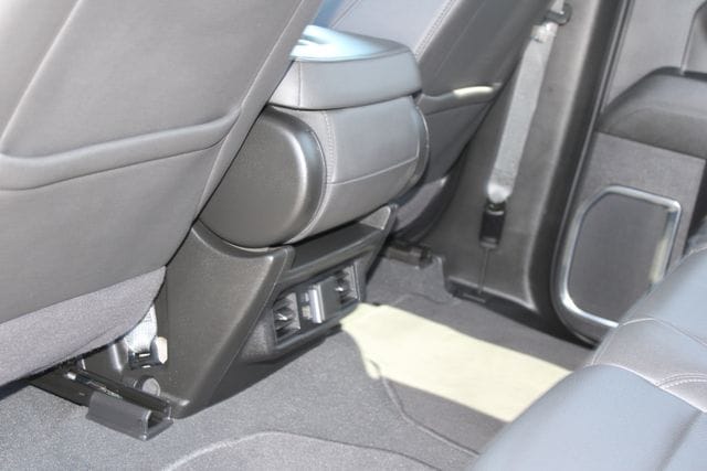 2024 GMC Sierra 1500 SLT - Photo 40