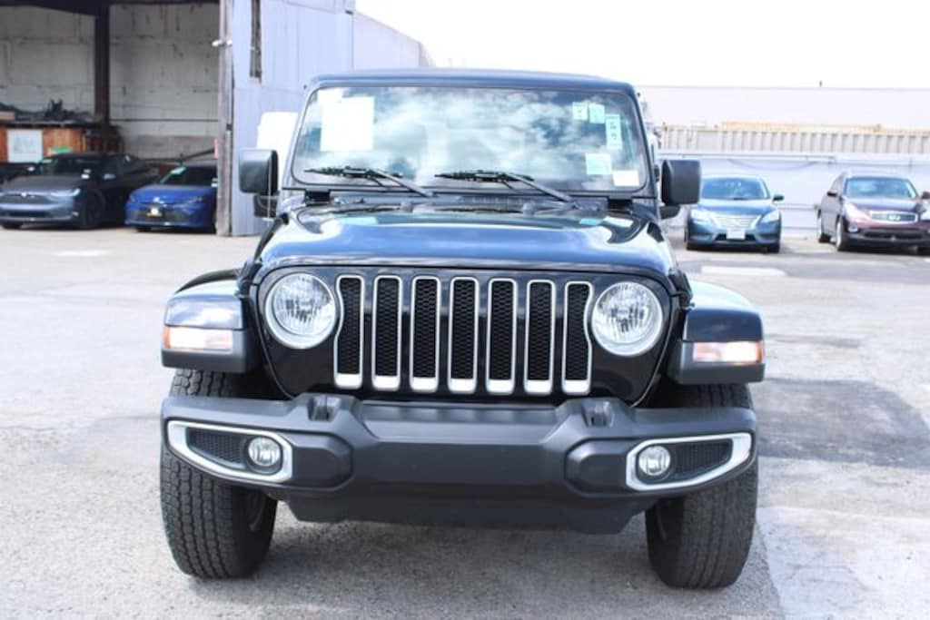Used 2022 Jeep Wrangler Unlimited Sahara SUV