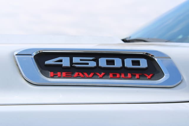 2023 Ram 4500 Tradesman photo 2