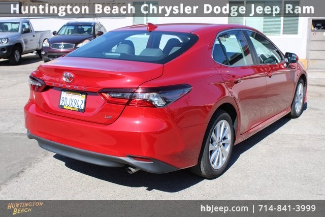 2023 Toyota Camry LE photo 4