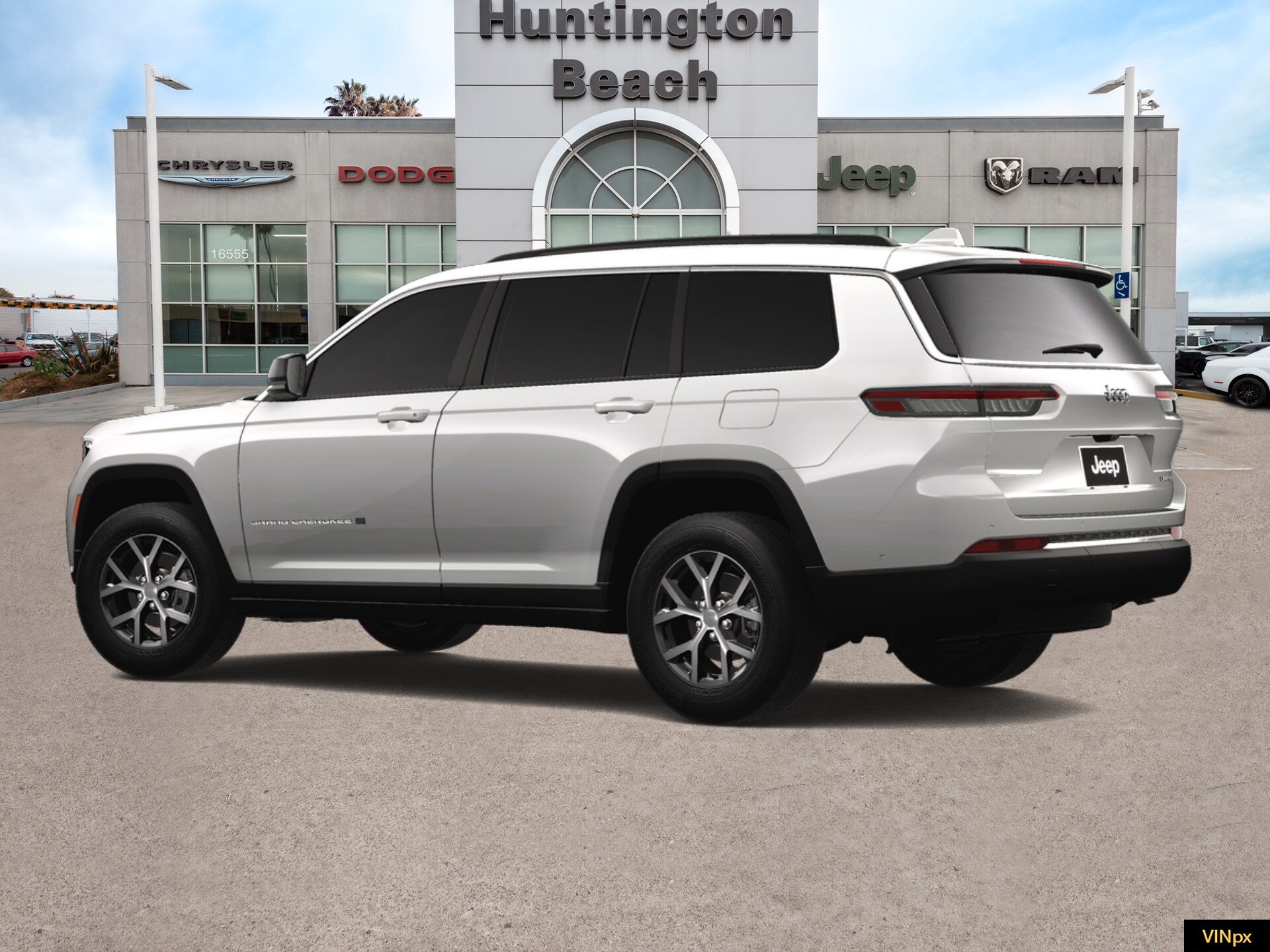 2024 Jeep Grand Cherokee L photo 4