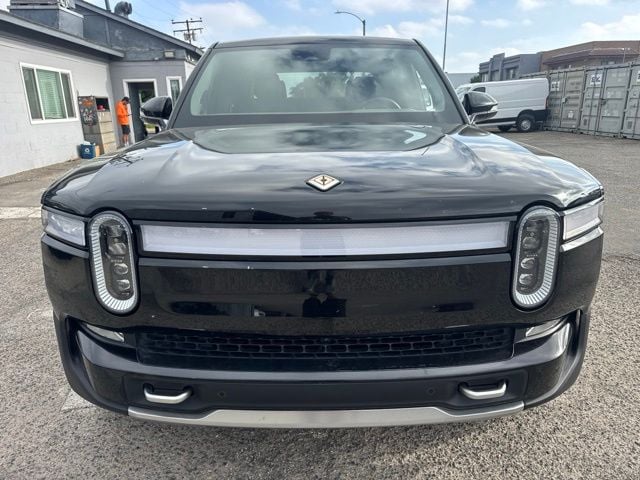 Used 2022 Rivian R1T Adventure with VIN 7FCTGAAAXNN009010 for sale in Huntington Beach, CA