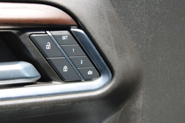 2024 GMC Sierra 1500 SLT - Photo 18