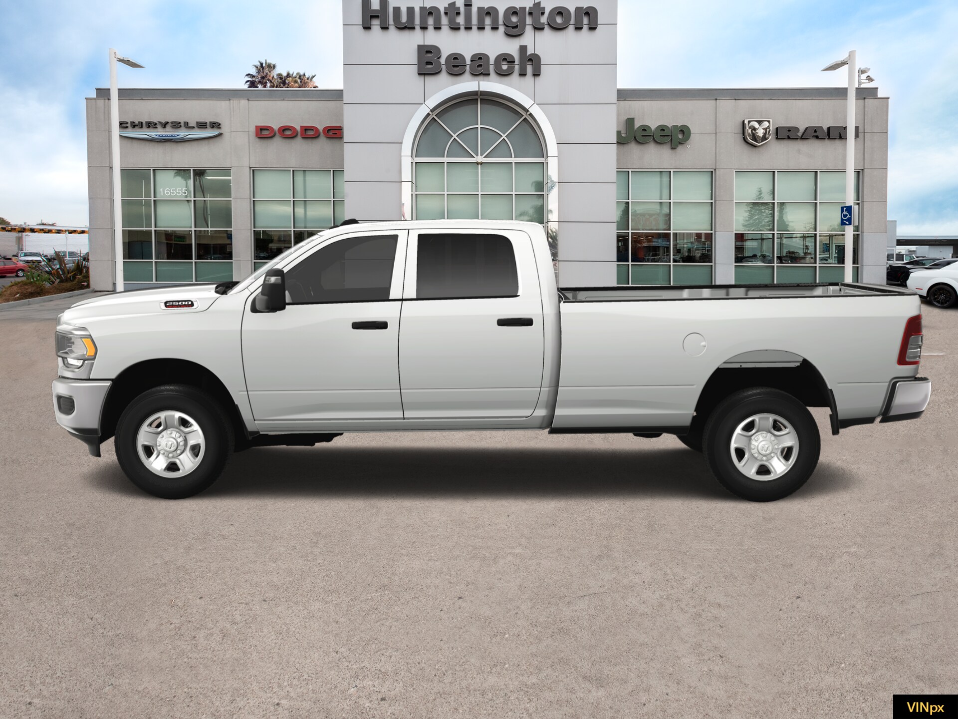 2023 Ram 2500 Tradesman photo 3
