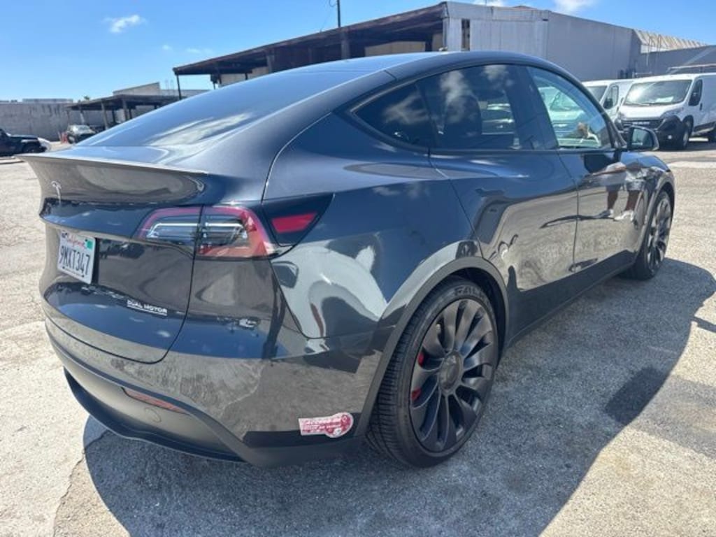 Used 2024 Tesla Model Y Performance SUV
