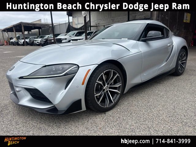 2021 Toyota Supra 2.0's photo