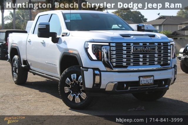 2024 GMC Sierra 2500HD Denali's photo