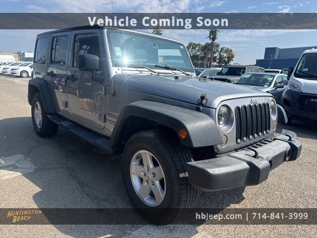 2017 Jeep Wrangler Unlimited Sport photo 3