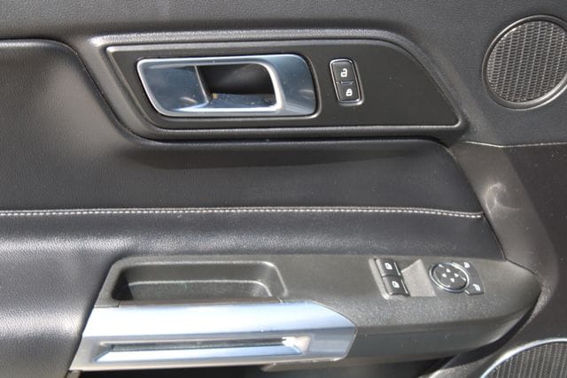 2021 Ford Mustang GT Premium - Photo 13