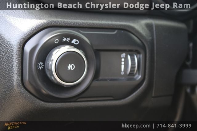 2023 Jeep Wrangler 4-Door Sport - Photo 10