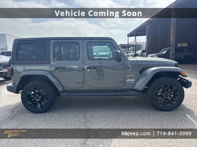 2022 Jeep Wrangler Unlimited Sahara 4xe photo 4
