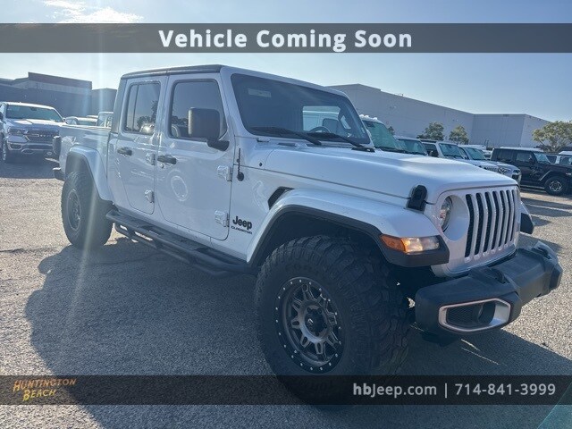 2021 Jeep Gladiator Sport photo 3