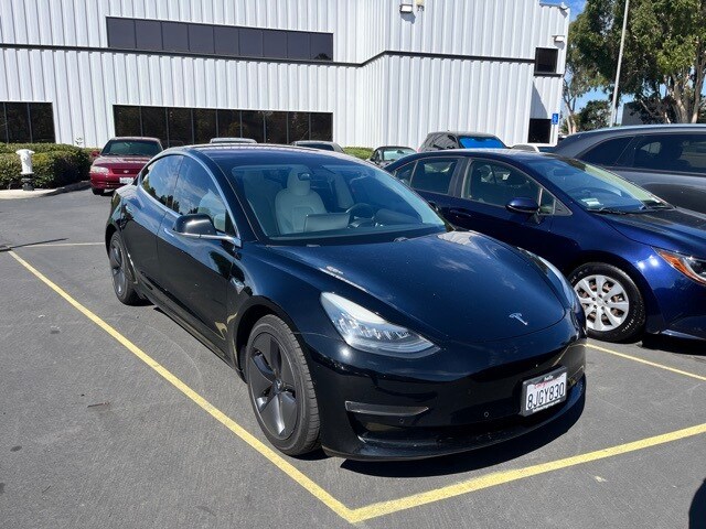 2018 Tesla Model 3 Long Range photo 2