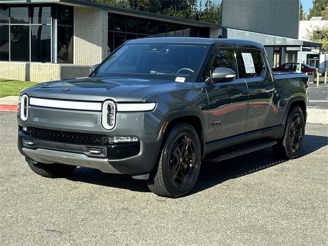 Used 2022 Rivian R1T Adventure with VIN 7FCTGAAA1NN009980 for sale in Huntington Beach, CA