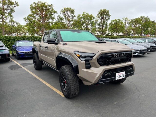 2025 Toyota Tacoma TRD Pro photo 2