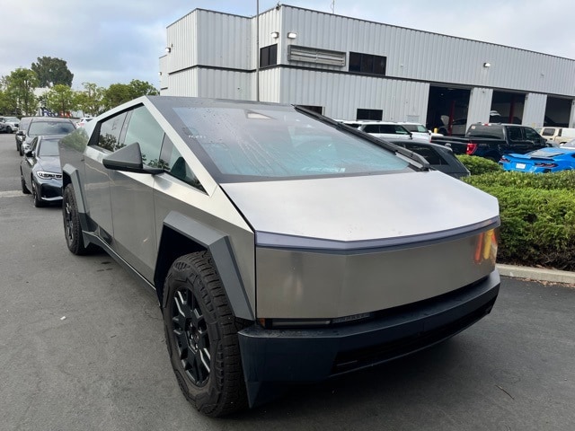 Used 2024 Tesla Cybertruck Base with VIN 7G2CEHED4RA009320 for sale in Huntington Beach, CA