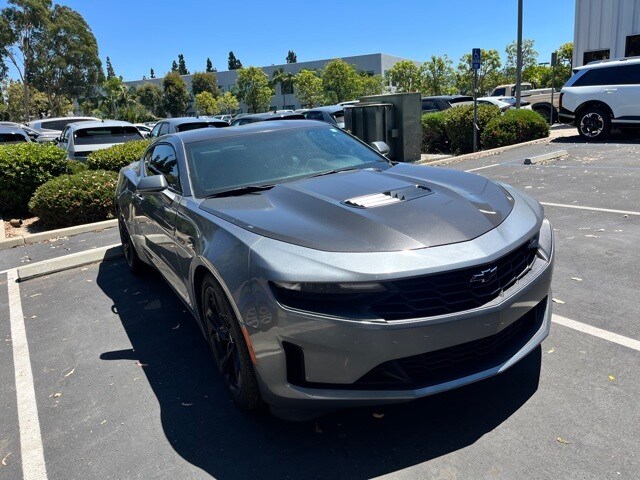 2022 Chevrolet Camaro LT1 photo 2