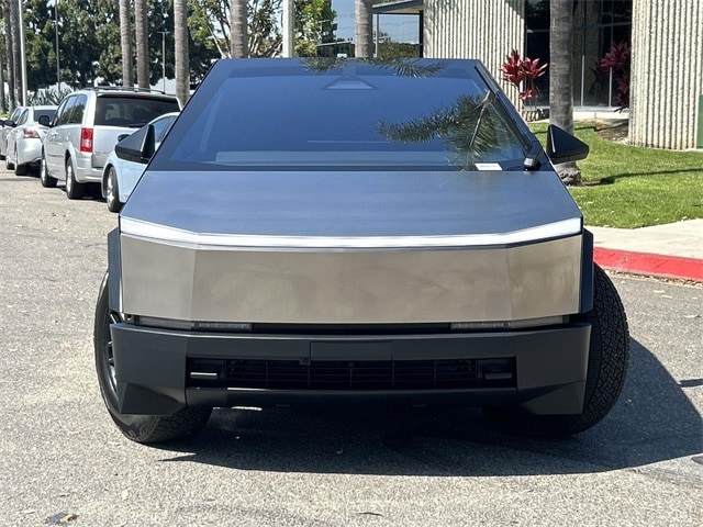 Used 2024 Tesla Cybertruck Base with VIN 7G2CEHED5RA027728 for sale in Huntington Beach, CA
