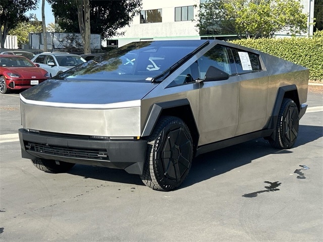 Used 2024 Tesla Cybertruck Base with VIN 7G2CEHED4RA009320 for sale in Huntington Beach, CA