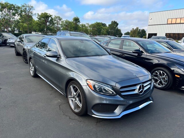 2018 Mercedes Benz C 300 Sedan photo 2