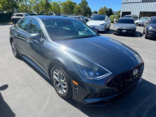 2023 Hyundai Sonata SEL photo 2