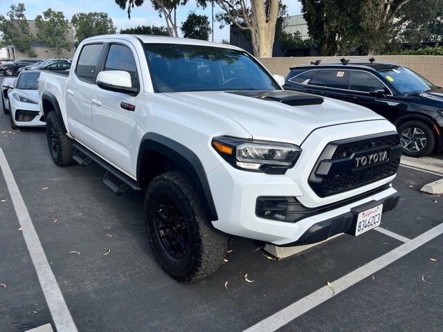 2021 Toyota Tacoma TRD Pro photo 2