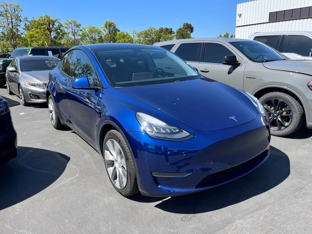 Used 2020 Tesla Model Y Long Range with VIN 5YJYGDEE1LF057954 for sale in Kansas City