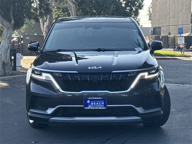 Used 2022 Kia Carnival LX with VIN KNDNB4H35N6111329 for sale in Huntington Beach, CA