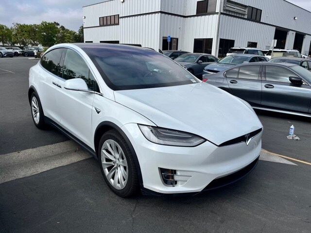 2020 Tesla Model X Long Range photo 2