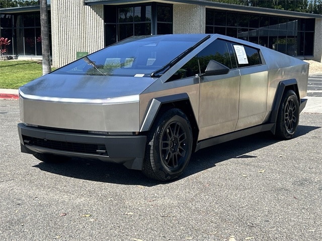 Used 2024 Tesla Cybertruck Base with VIN 7G2CEHED5RA027728 for sale in Huntington Beach, CA