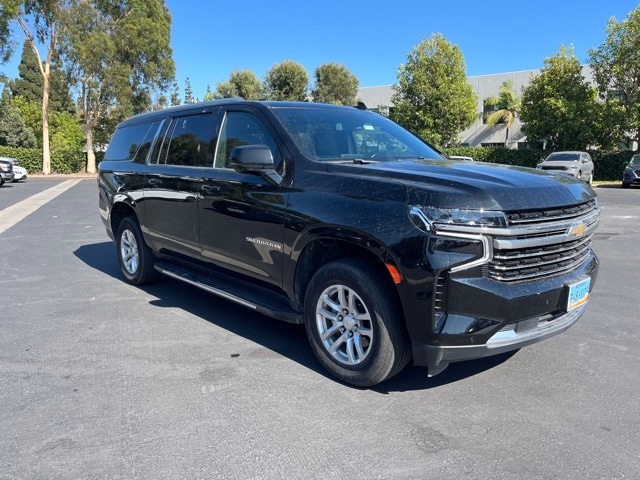 Used 2022 Chevrolet Suburban LT with VIN 1GNSKCKD2NR244523 for sale in Huntington Beach, CA