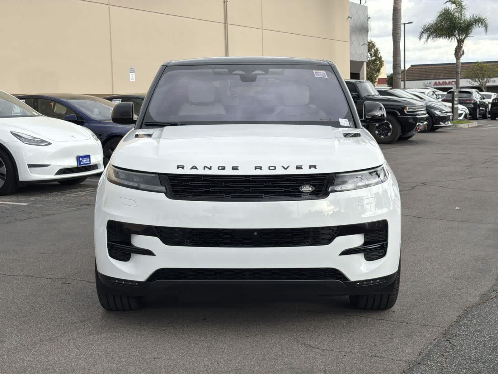 2023 Land Rover Range Rover Sport SE photo 2