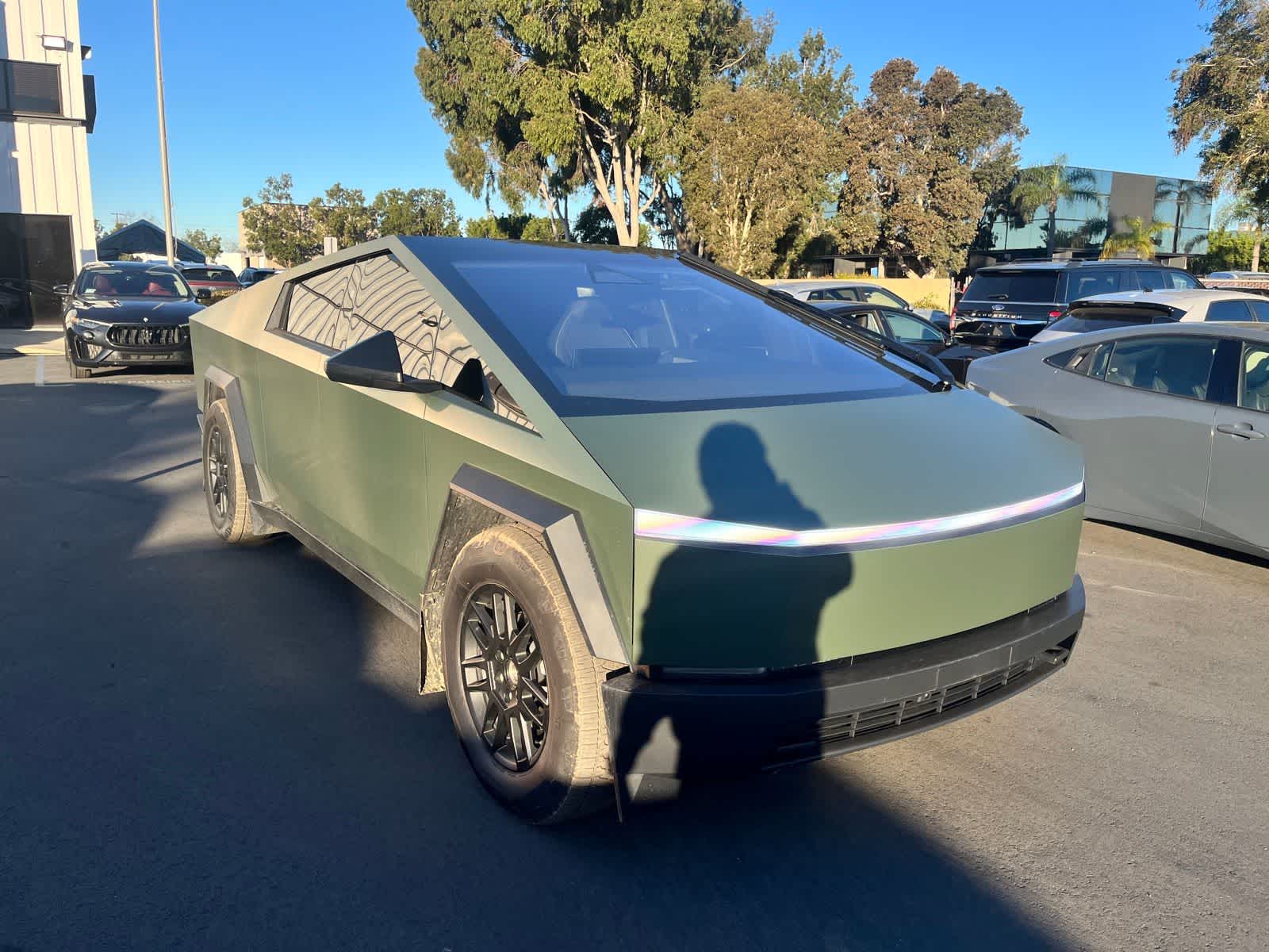 Used 2025 Tesla Cybertruck Base with VIN 7G2CEHED4SA063691 for sale in Huntington Beach, CA
