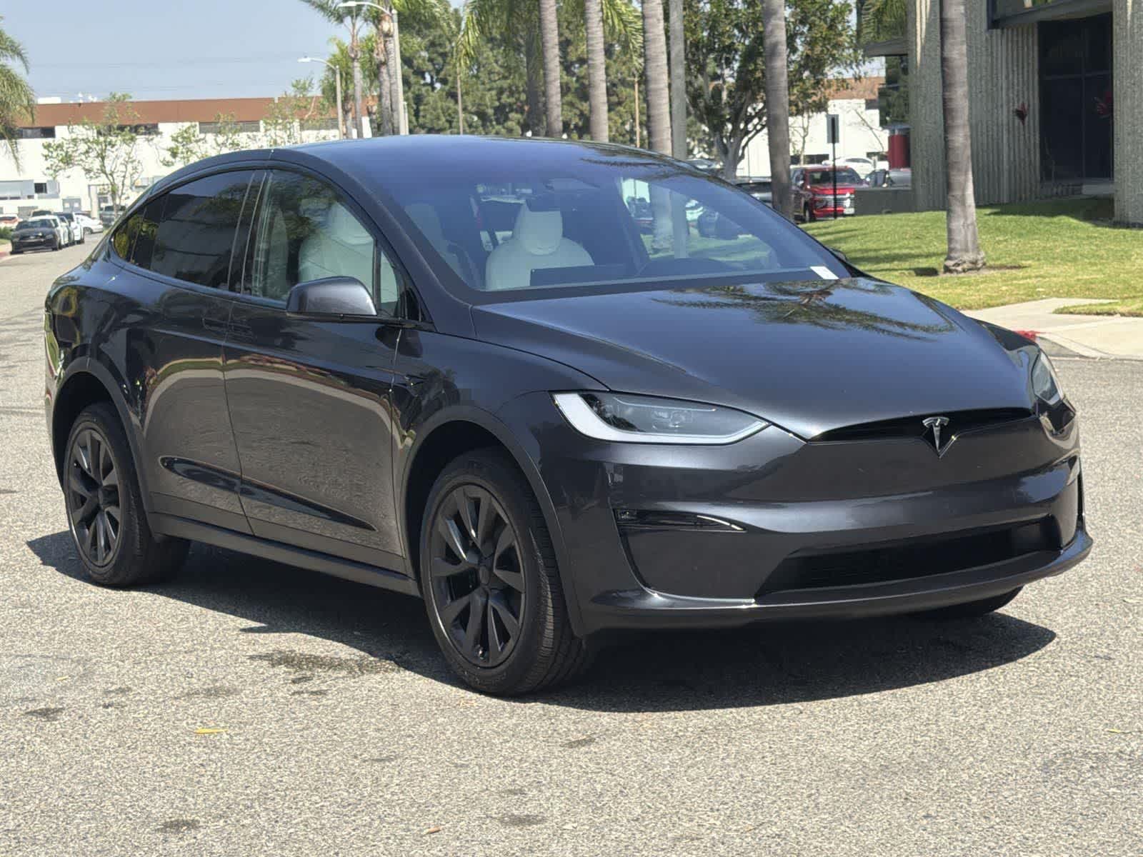 Thumbnail: 2024 Tesla Model X - 5