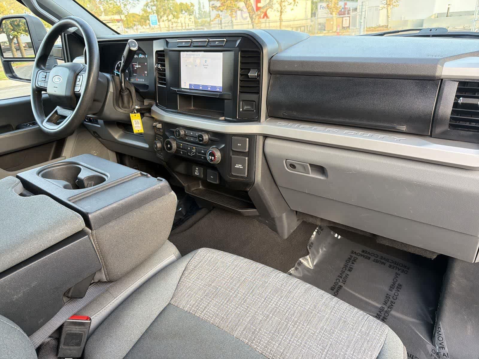 Thumbnail: 2024 Ford Econoline - 36