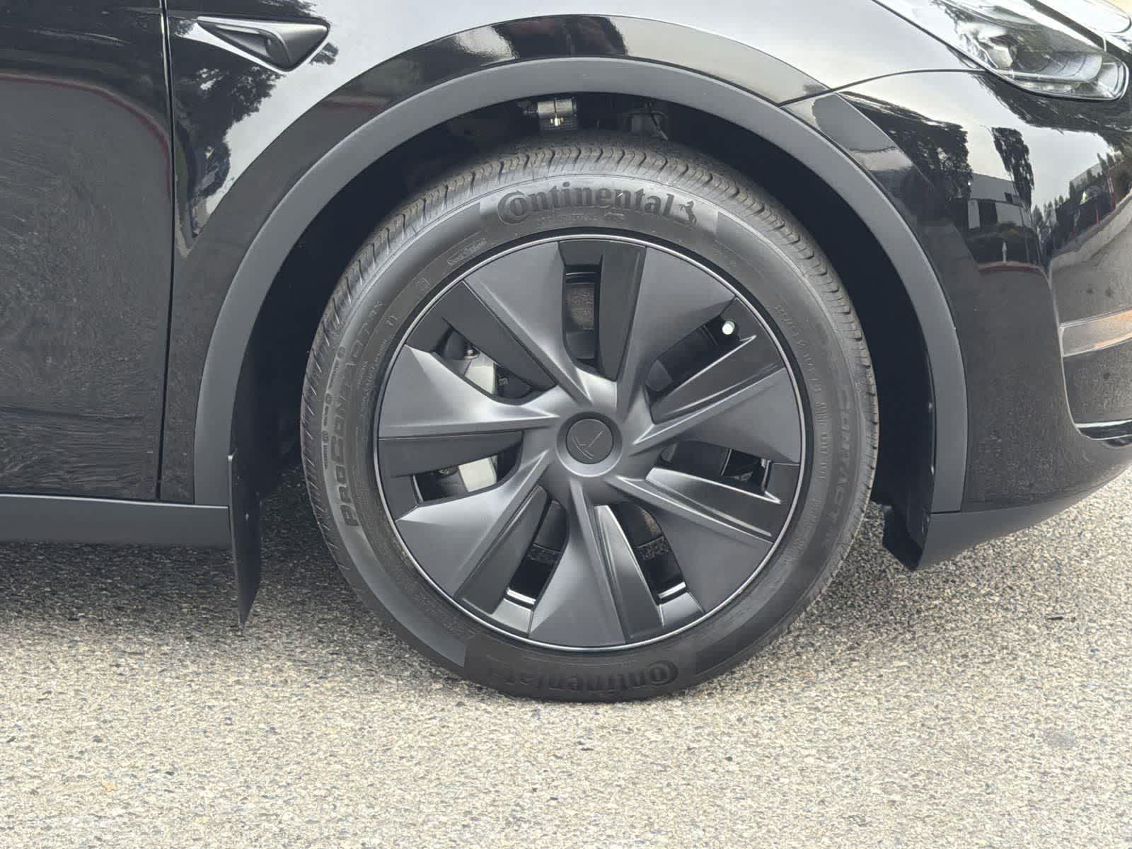 Thumbnail: 2025 Tesla Model Y - 37