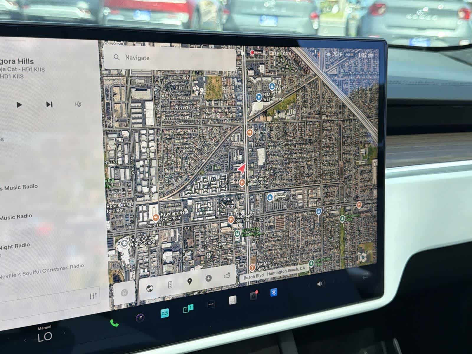 Thumbnail: 2023 Tesla Model S - 15