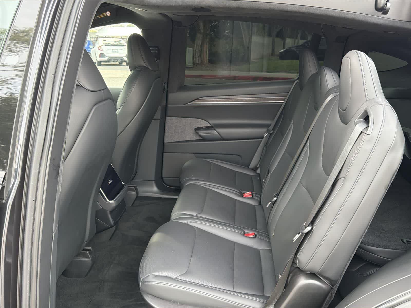 Thumbnail: 2025 Tesla Model X - 28