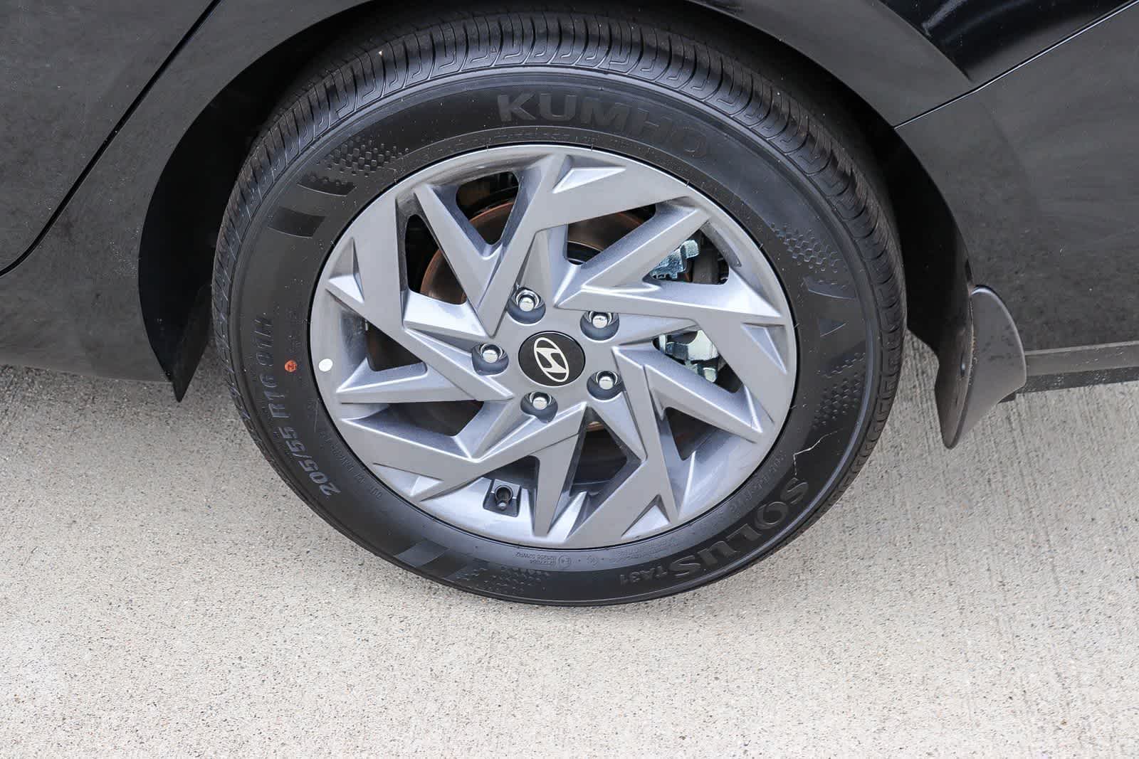 Thumbnail: 2026 Hyundai Elantra - 11