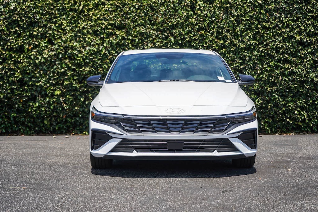 New 2026 Hyundai Elantra SEL Sport Premium Sedan
