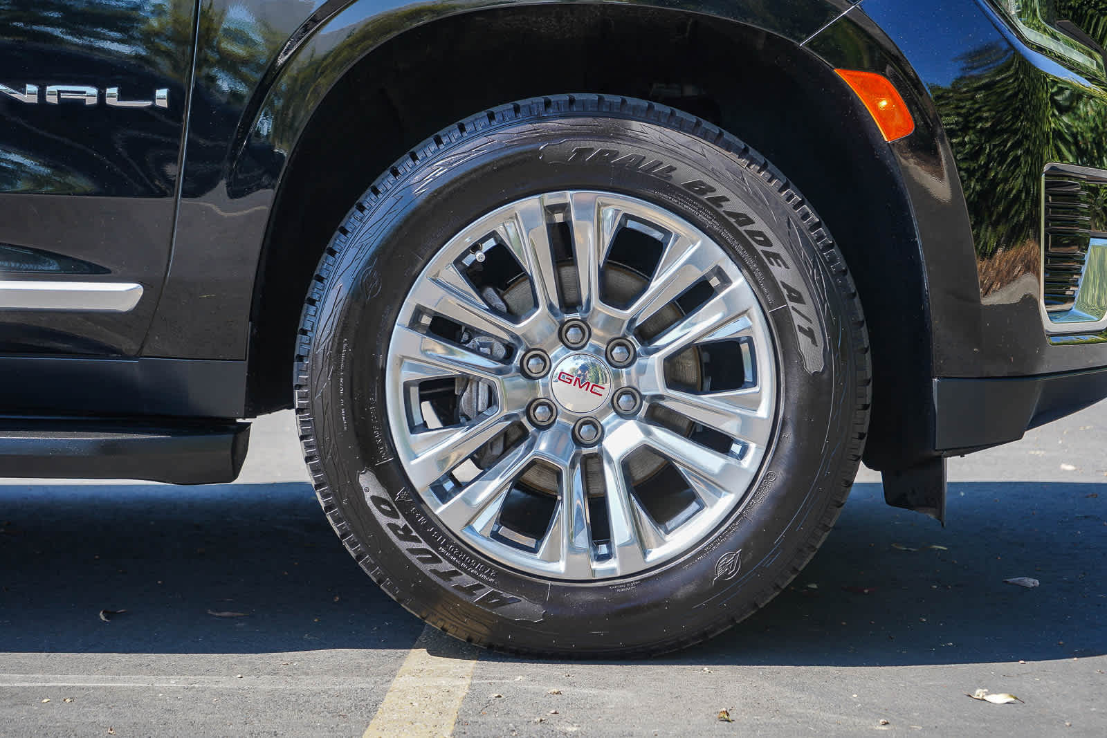 Thumbnail: 2021 GMC Yukon - 9