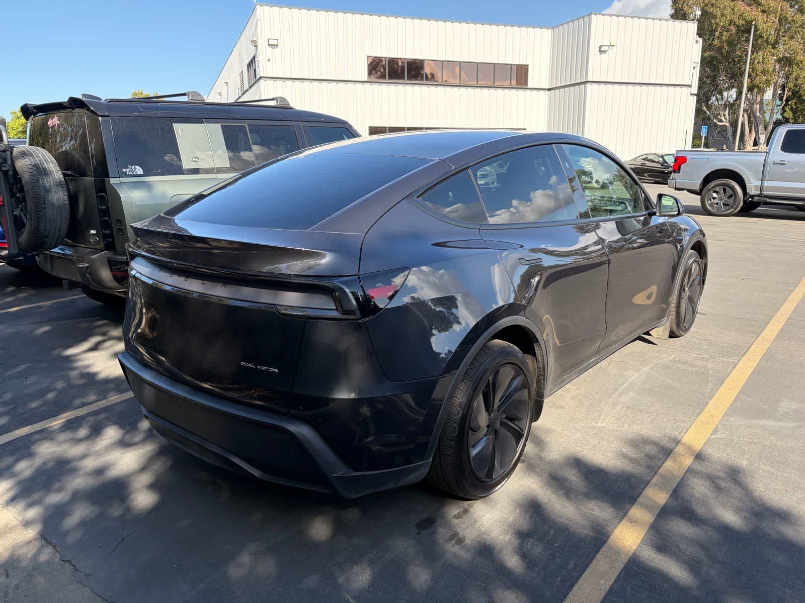 Thumbnail: 2026 Tesla Model Y - 3