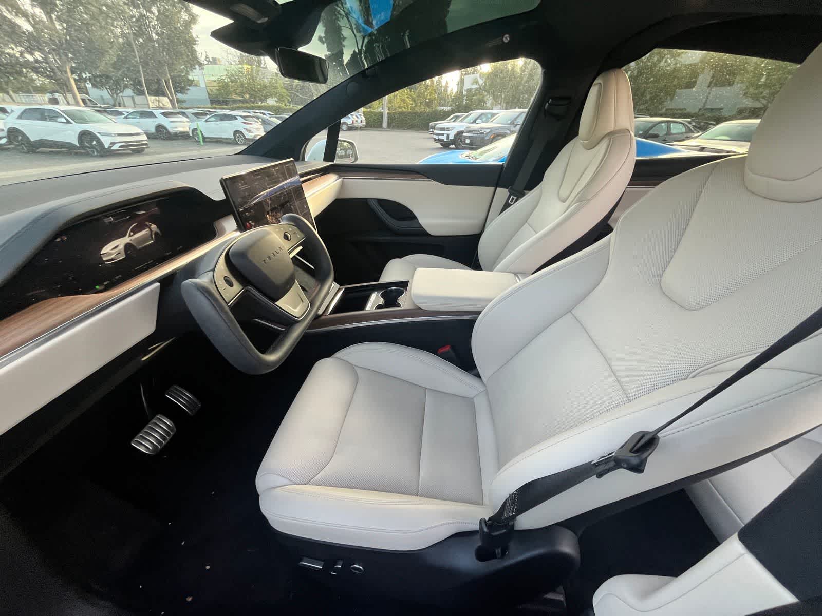 Thumbnail: 2024 Tesla Model X - 7