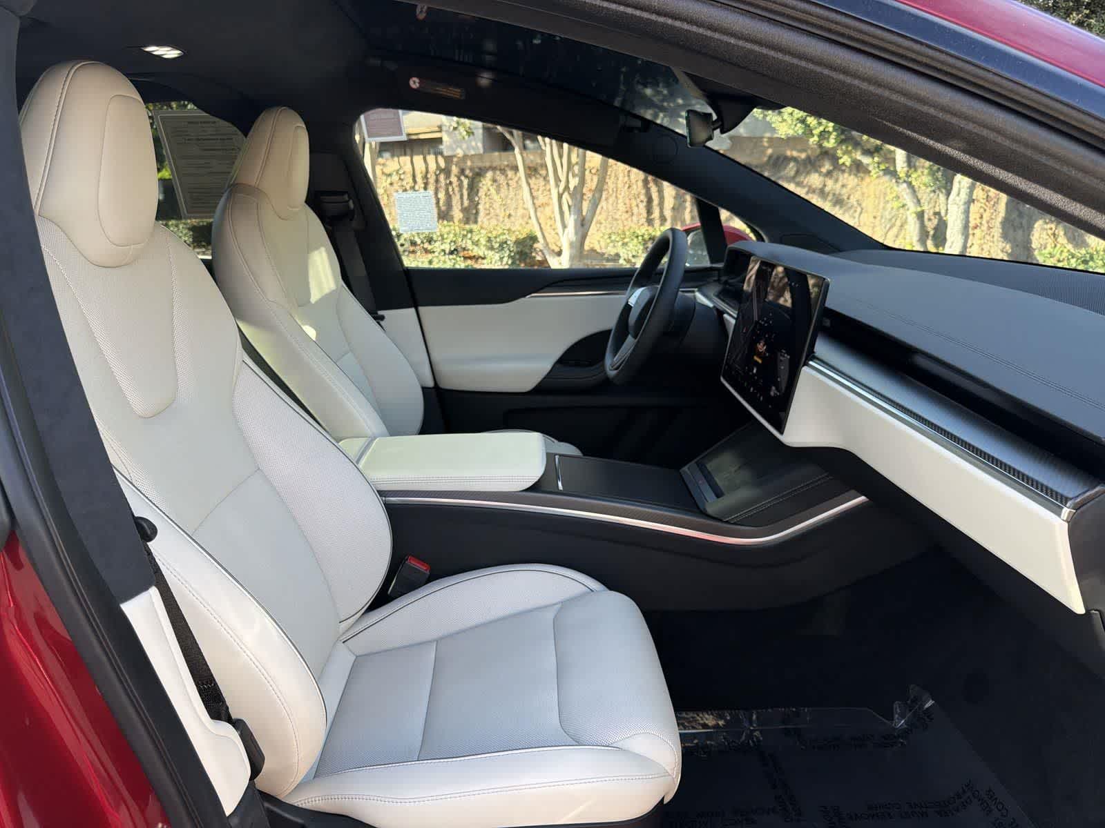 Thumbnail: 2024 Tesla Model X - 35