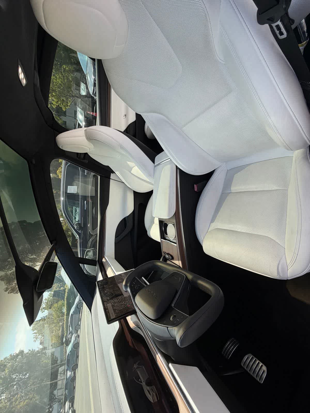 Thumbnail: 2022 Tesla Model X - 6
