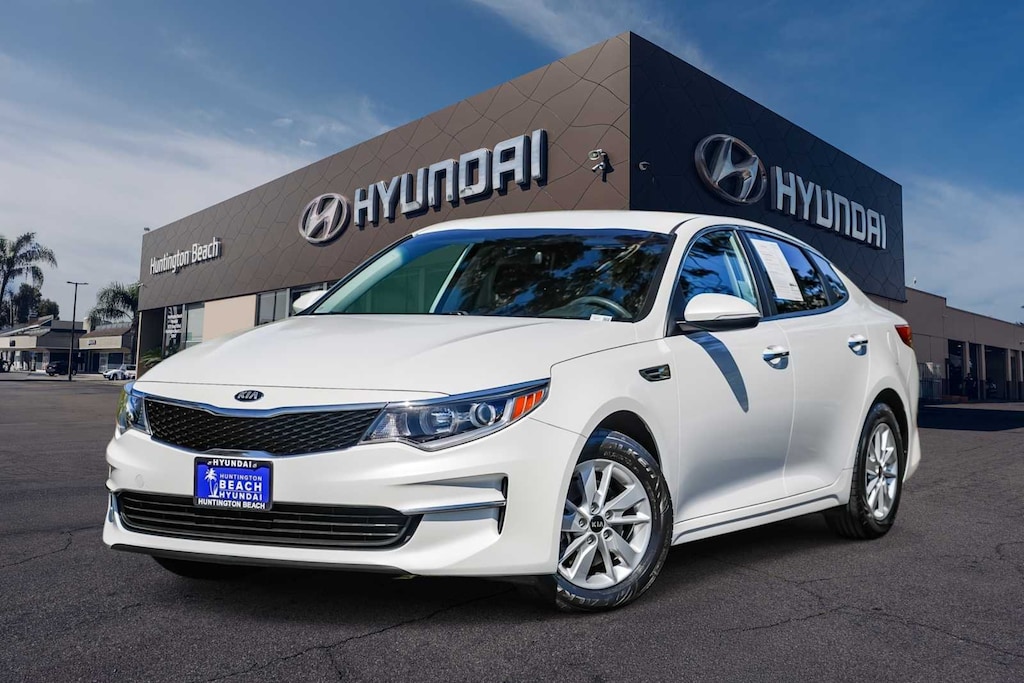 Used 2018 Kia Optima LX Sedan
