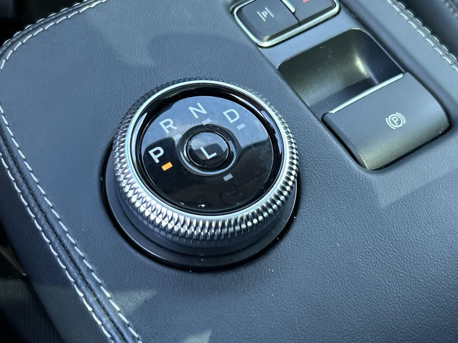 Thumbnail: 2021 Ford Mustang Mach-E - 17